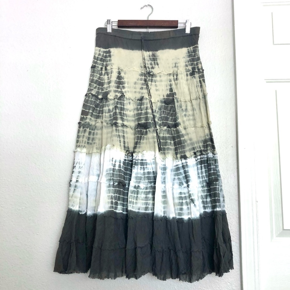 NWOT Metro Wear Tie-Dye Maxi Skirt in Gray, Cream & White